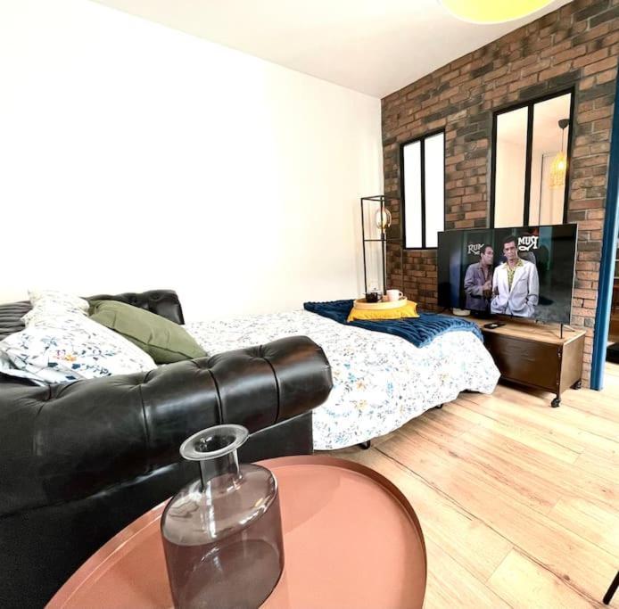 Le Charly - Magnifique Appartement Hypercentre Pau Luaran gambar